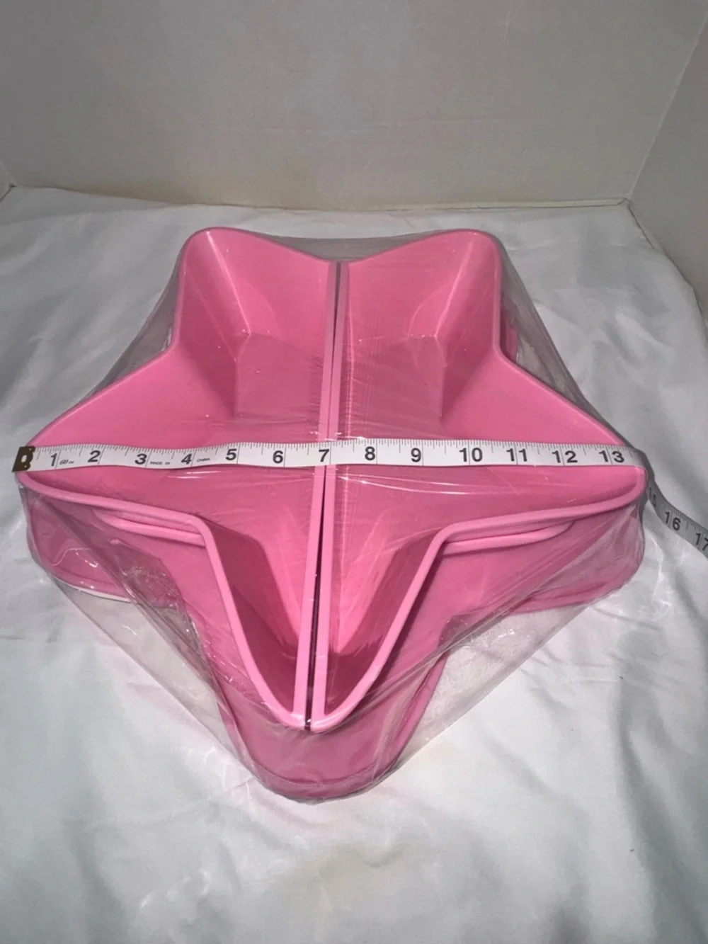 Jeffree Star pink star Shaped Divided dog bowls and mat